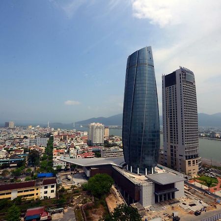 Phuc Ngoc Hotel Da Nang Exterior foto